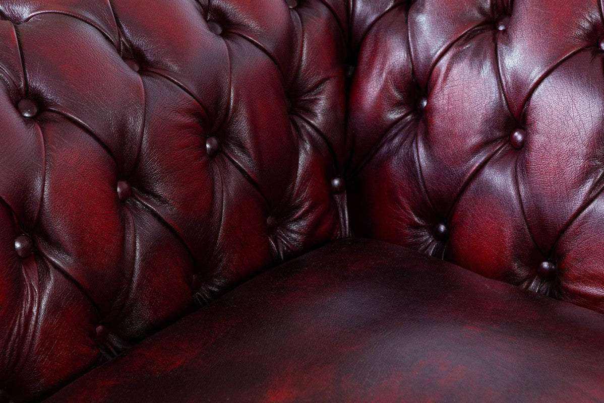 Divano chesterfield club nuovo originale inglese 2 posti bordeaux - Antichità Sale