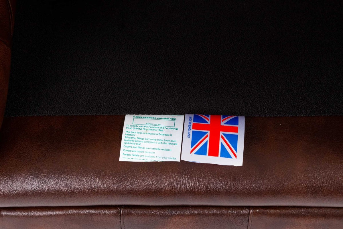 Poltrona chesterfield club nuova originale inglese marrone - Antichità Sale