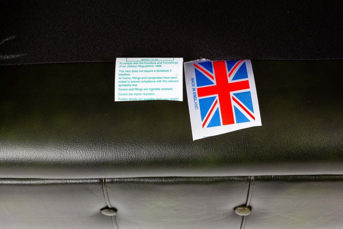Poltrona chesterfield club nuova originale inglese verde - Antichità Sale
