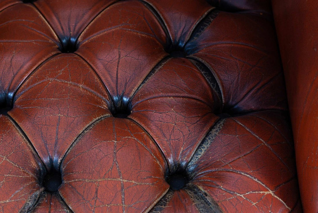Poltrona chesterfield bergere inglese originale vintage marrone anni '70