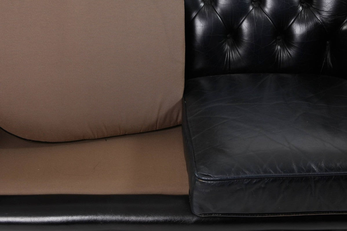 Divano Chesterfield club 2 posti inglese originale vintage in pelle blu scuro - Antichità Sale