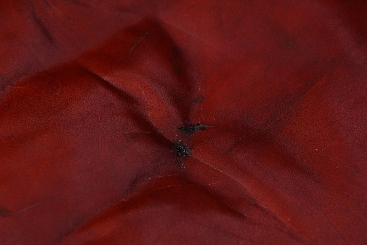 Poltrona chesterfield club inglese vintage in pelle rosso marocchino - Antichità Sale