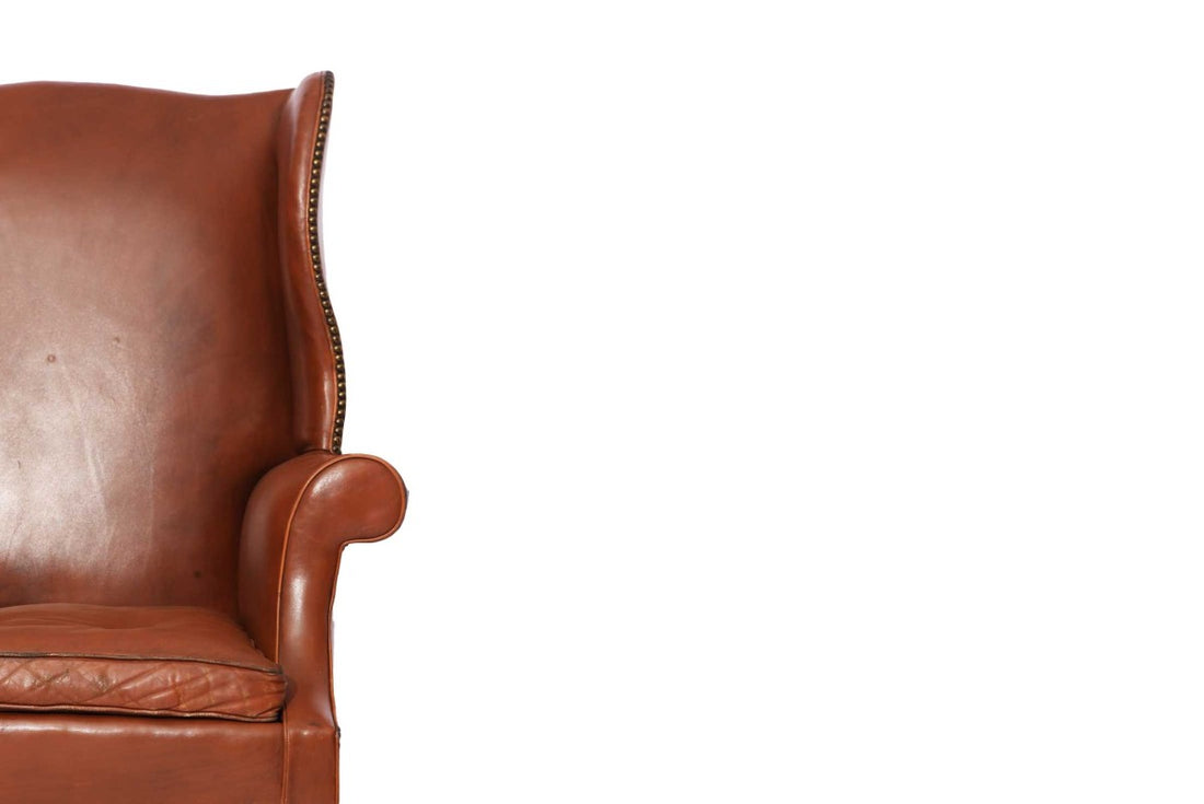 Coppia di poltrone bergere inglese originale vintage in pelle marrone cognac