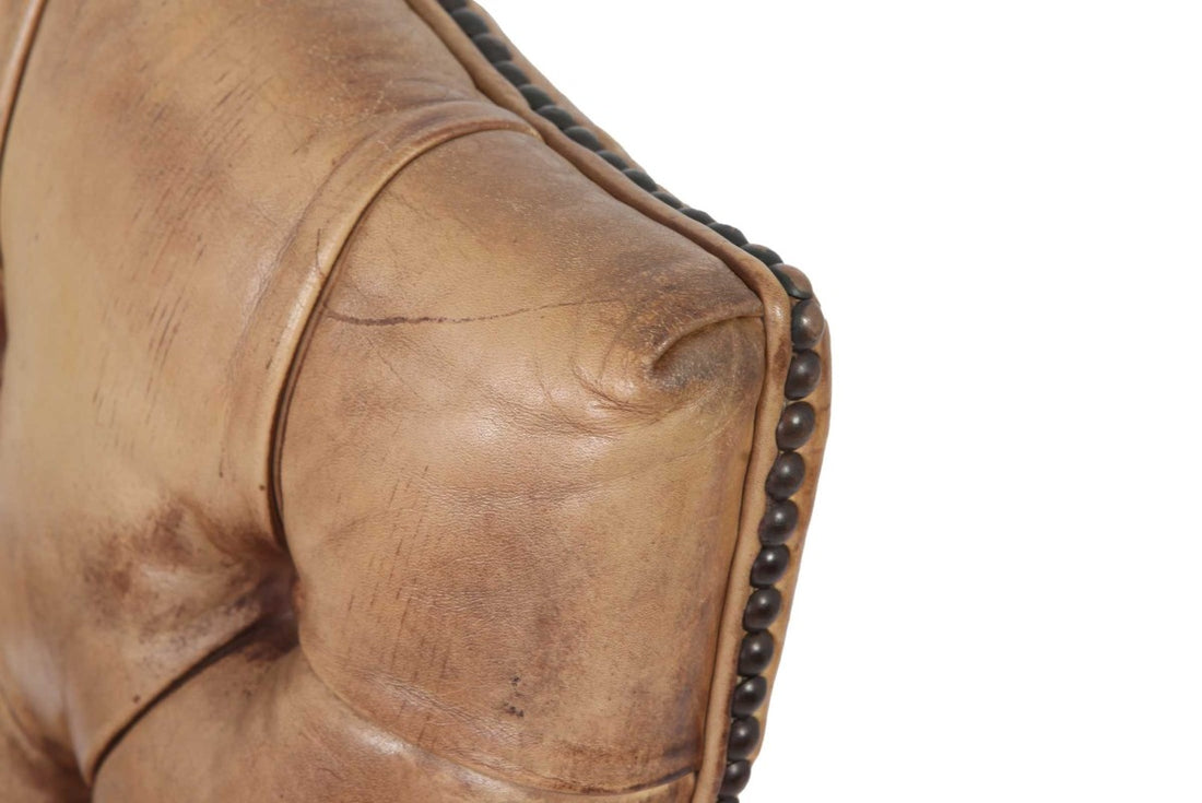Coppia di poltrone chesterfield Director in pelle tabacco del 1950