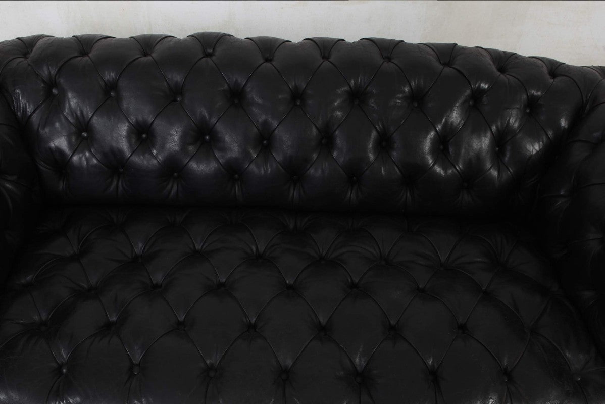 Divano chesterfield club 3 posti antico inglese originale in pelle nera - Antichità Sale