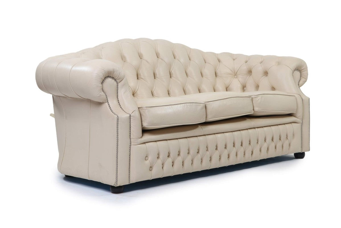 Divano chesterfield modello Oxford 3 posti vintage inglese avorio - Antichità Sale