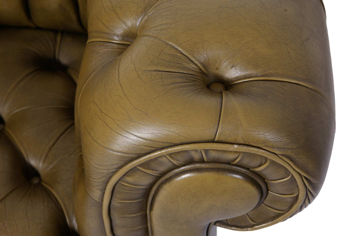Coppia di poltrone chesterfield club vintage verde oliva - Antichità Sale