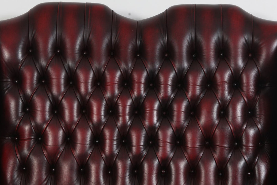 Divano 2 posti chesterfield Queen Anne vintage originale bordeaux