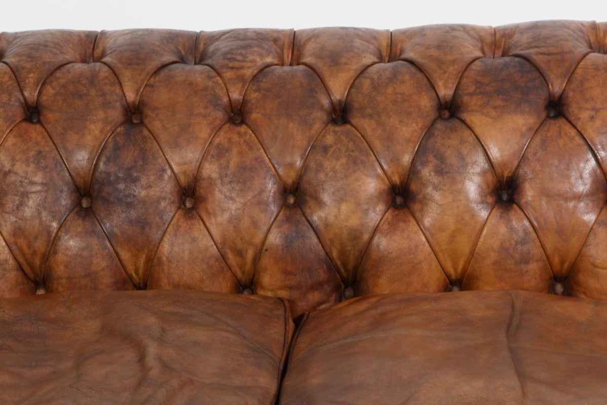 Antico divano 2 posti chesterfield club inglese originale marrone cognac - Antichità Sale