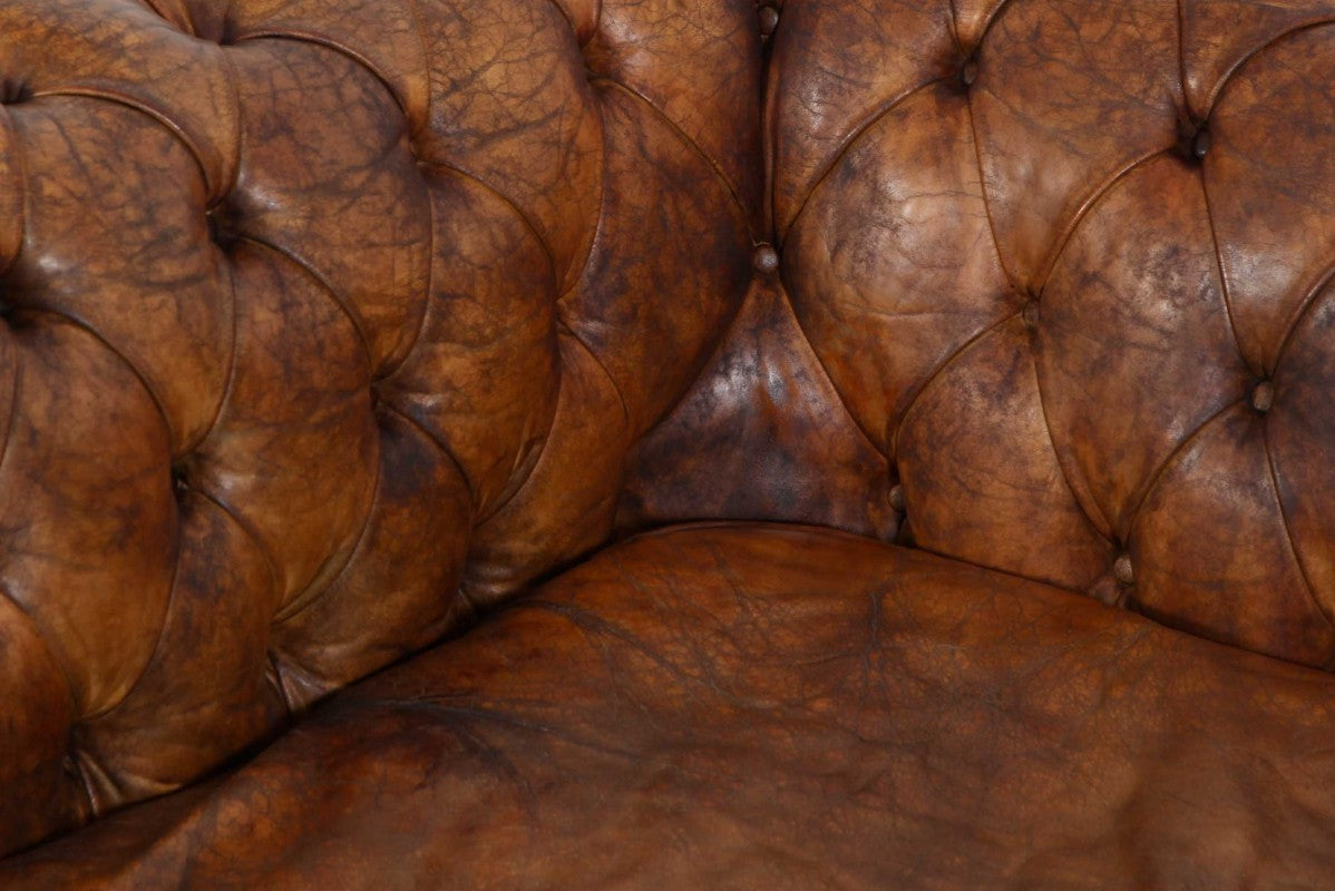 Antico divano 2 posti chesterfield club inglese originale marrone cognac - Antichità Sale