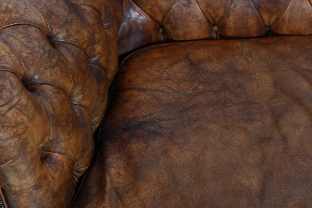 Antico divano 2 posti chesterfield club inglese originale marrone cognac - Antichità Sale