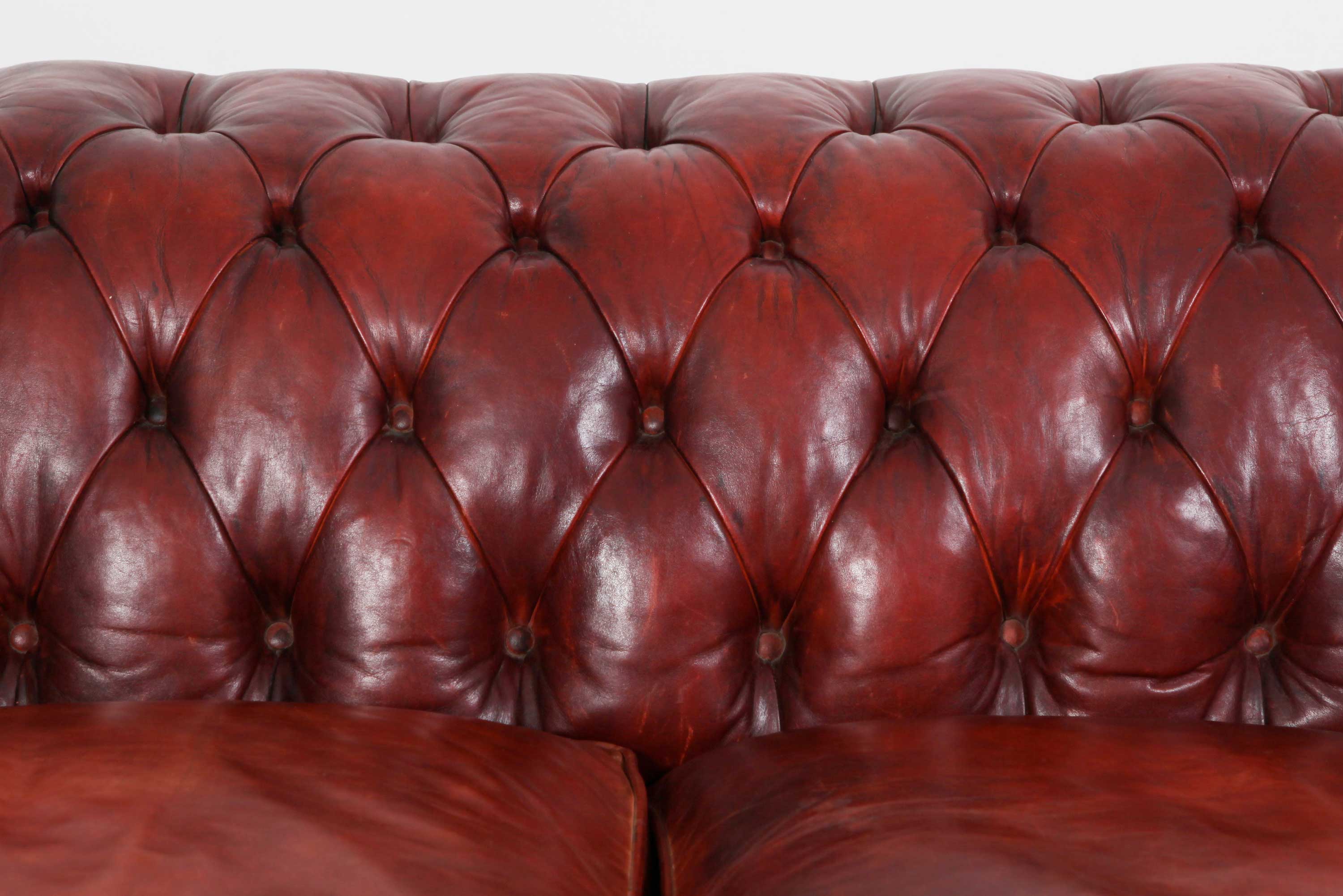 Antico Divano 2 posti Chesterfield Club originale inglese in pelle rosso marocchino - Antichità Sale