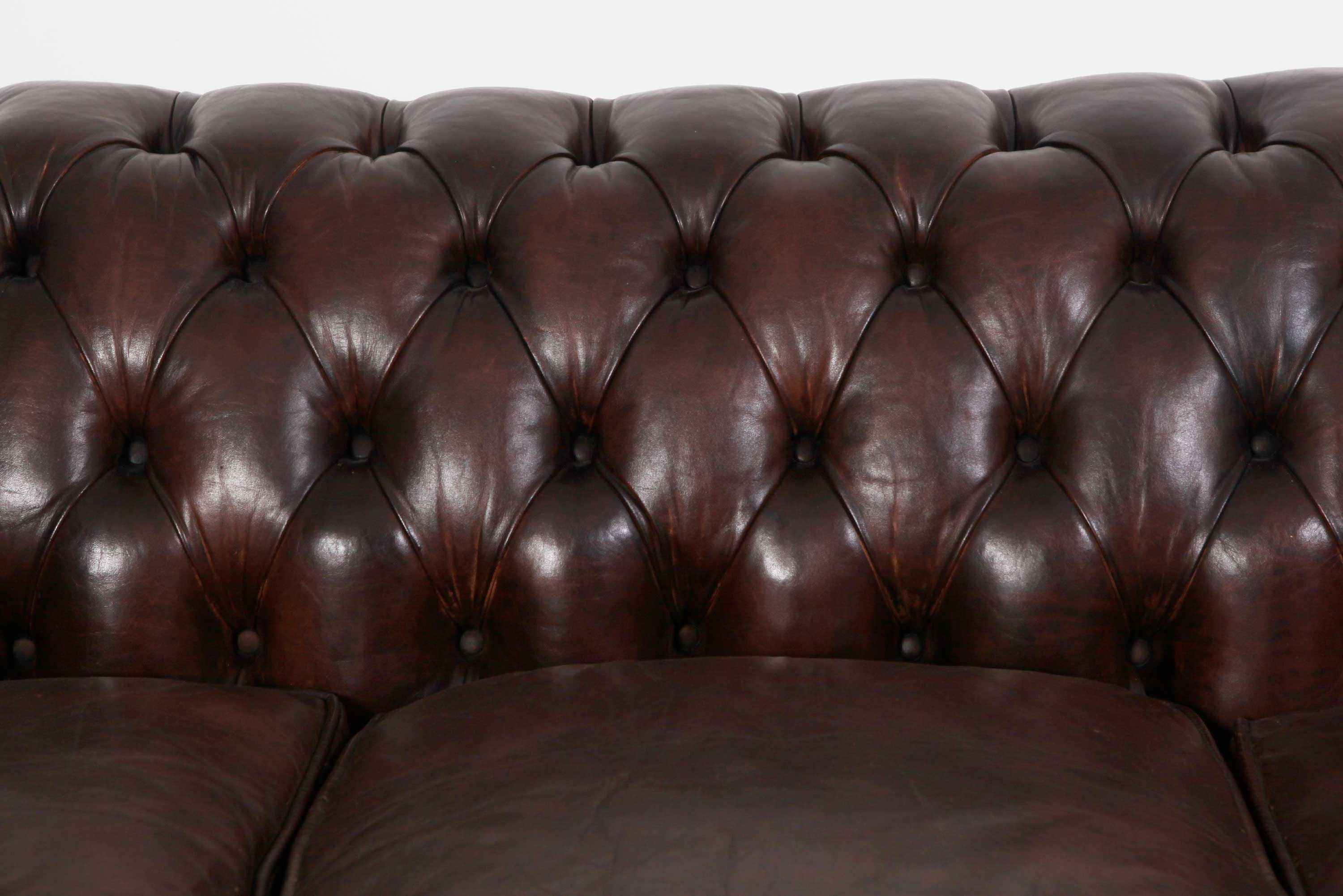 Divano 3 posti chesterfield club marrone testa di moro originale - Antichità Sale