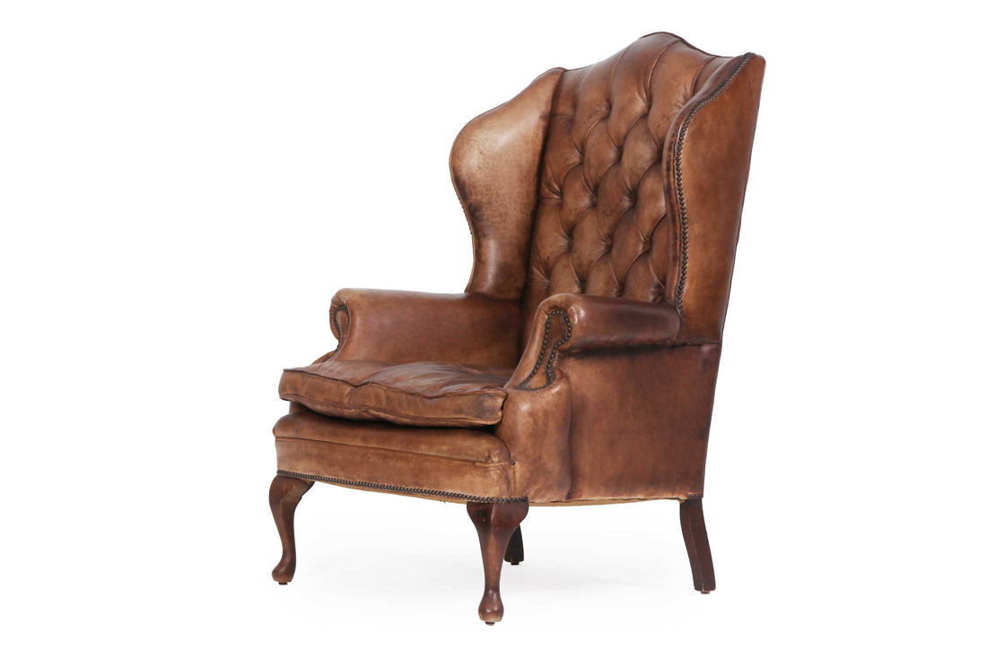 Antica poltrona chesterfield Wing Back o bergere inglese originale marrone sigaro