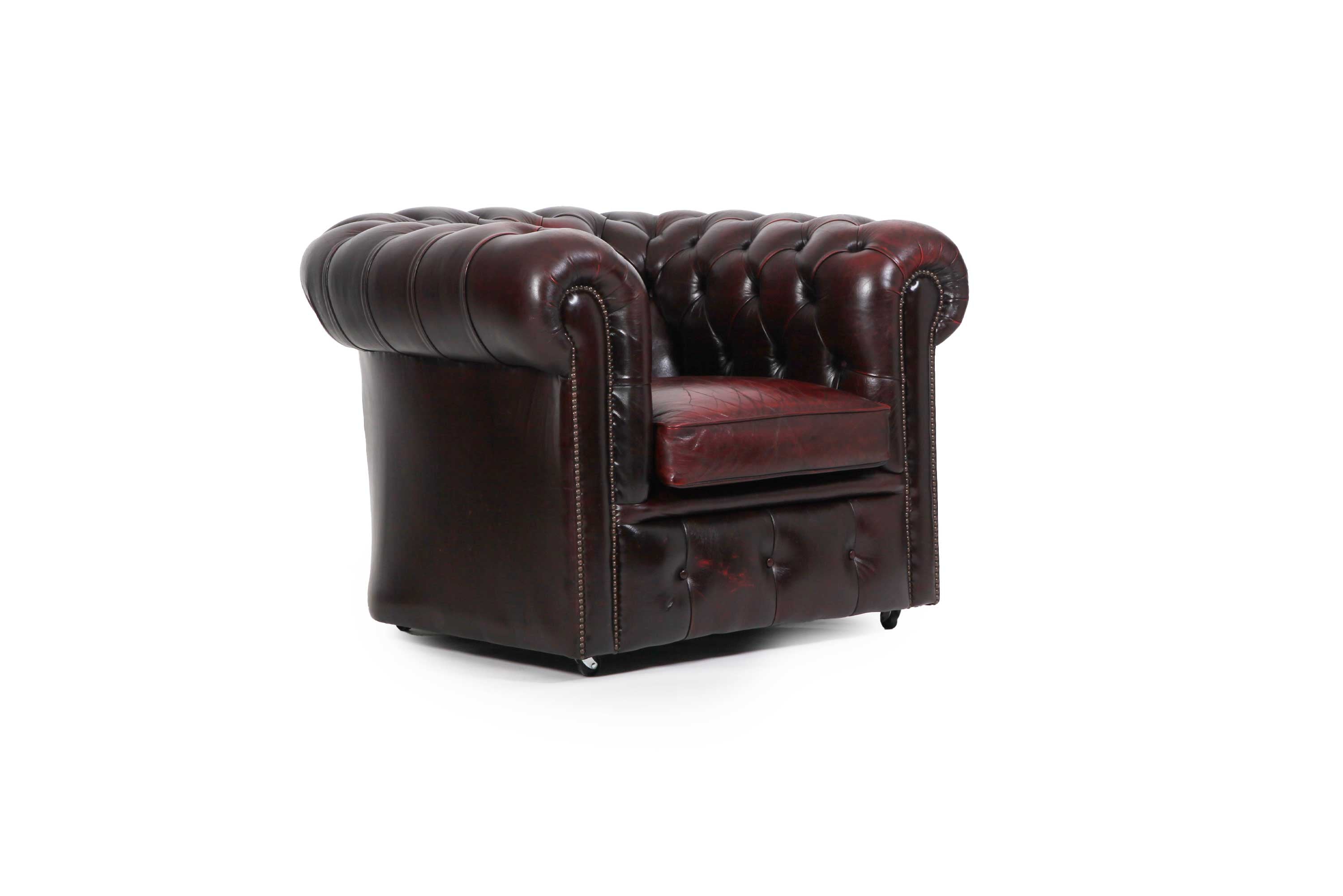 Coppia di poltrone chesterfield club vintage originale bordeaux anticato - Antichità Sale