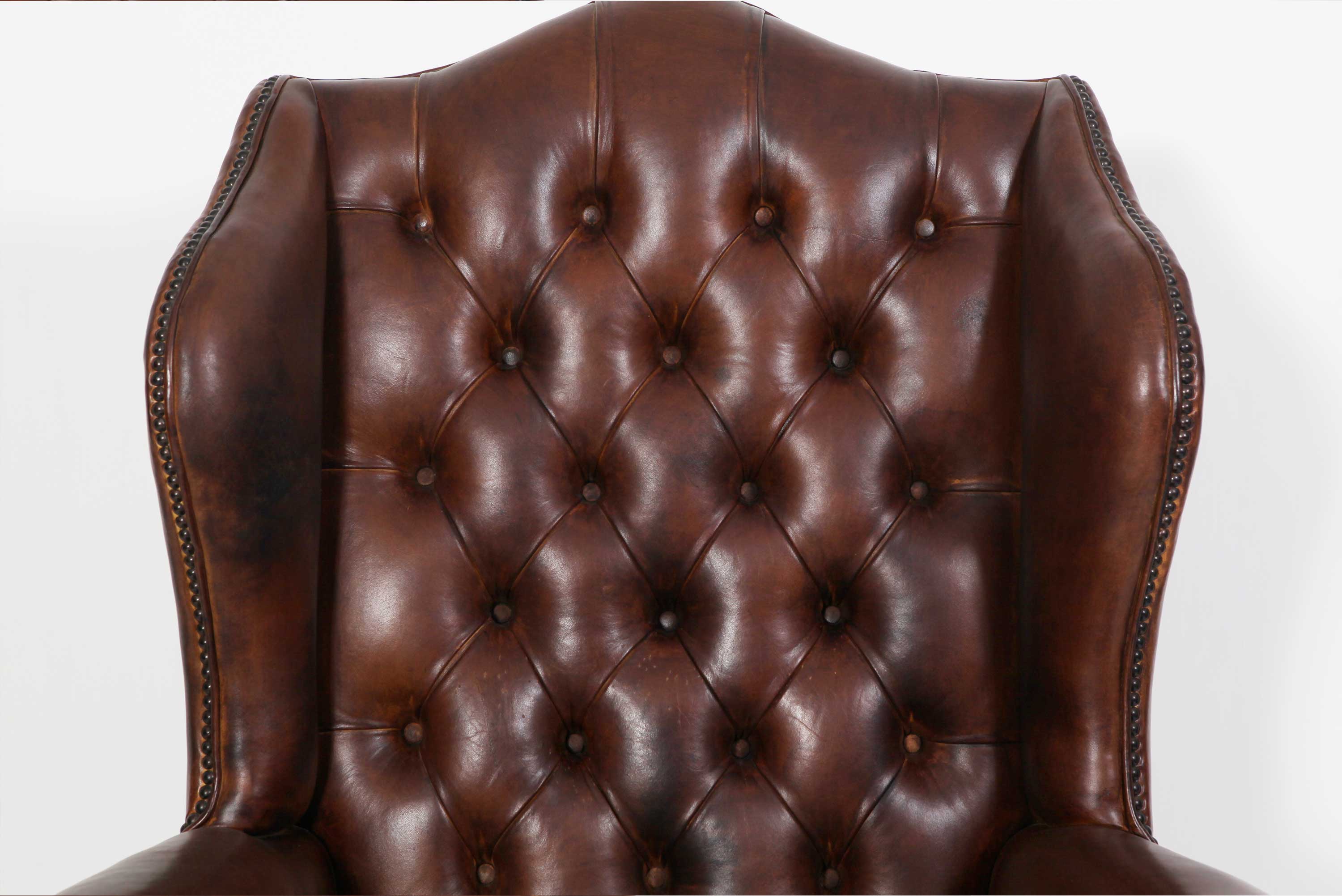 Antica poltrona chesterfield Wing Back o bergere inglese originale in pelle marrone - Antichità Sale