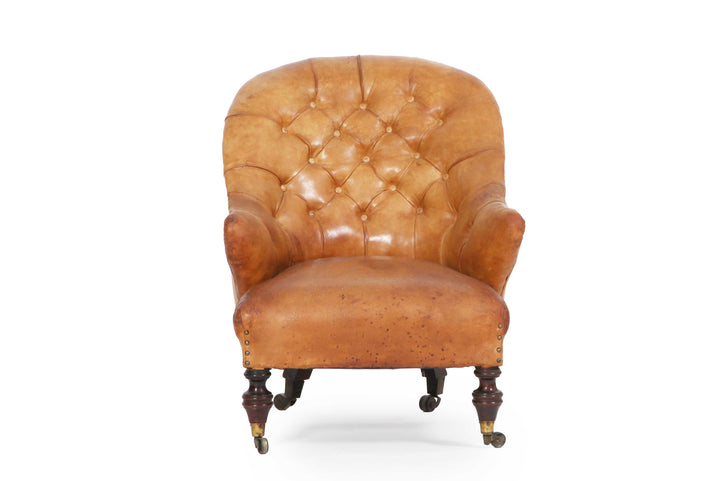 Antica poltrona chesterfield inglese originale in pelle tabacco