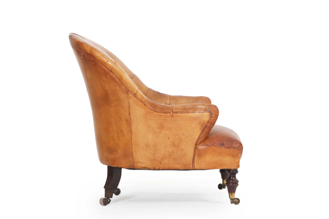 Antica poltrona chesterfield inglese originale in pelle tabacco