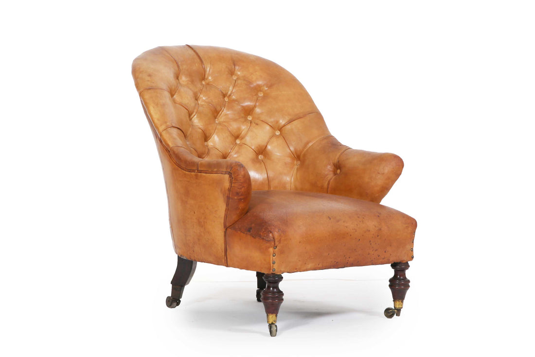 Antica poltrona chesterfield inglese originale in pelle tabacco