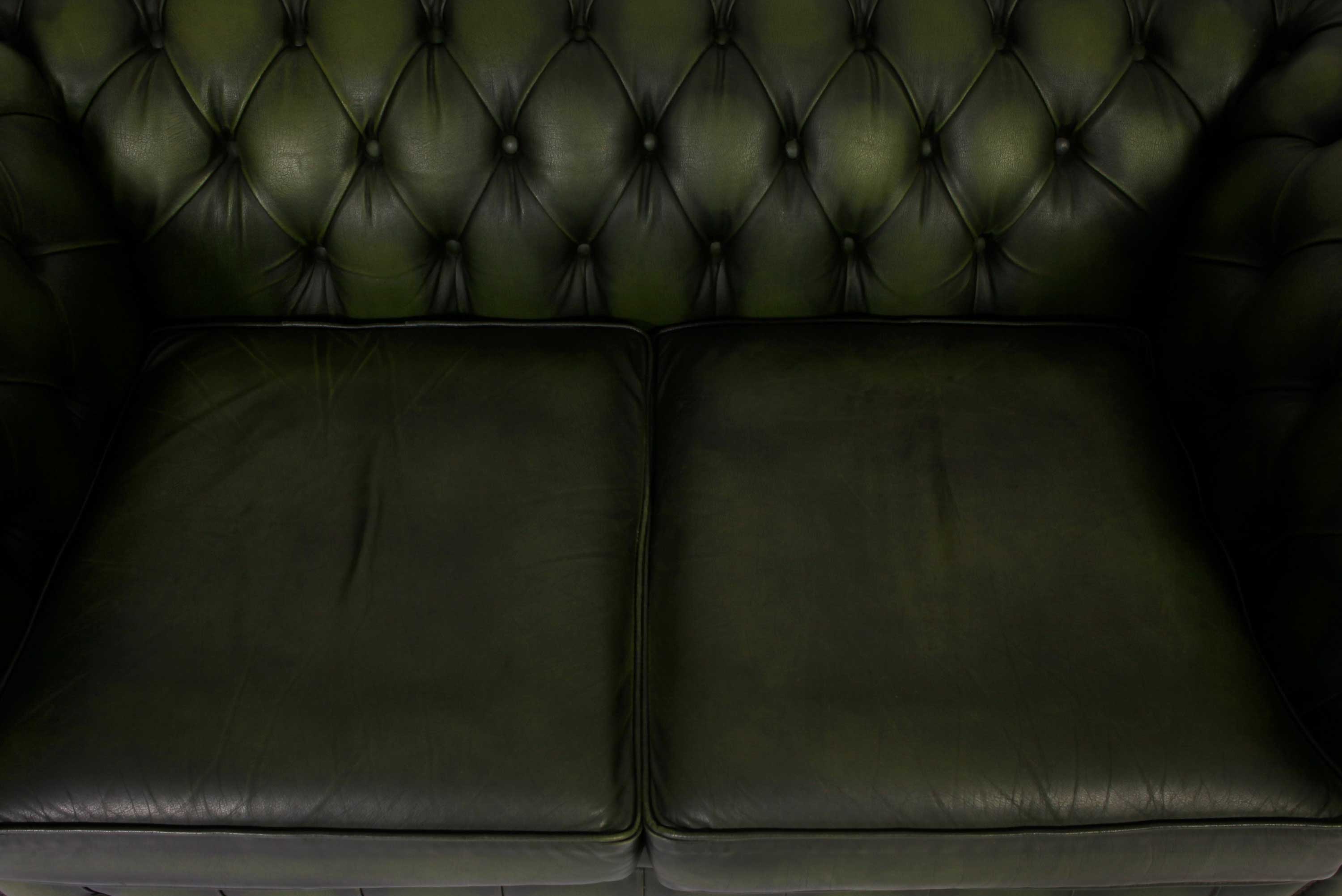 Divano 2 posti chesterfield club vintage inglese originale verde