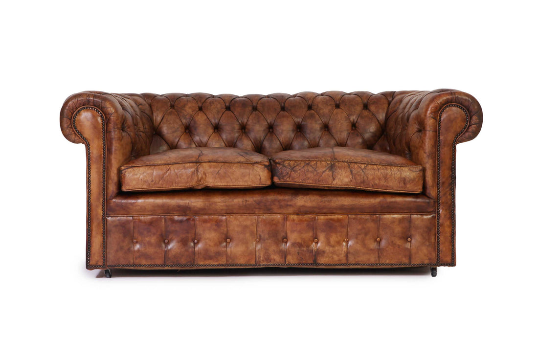 Antico divano chesterfield club 2 posti inglese originale marrone cognac