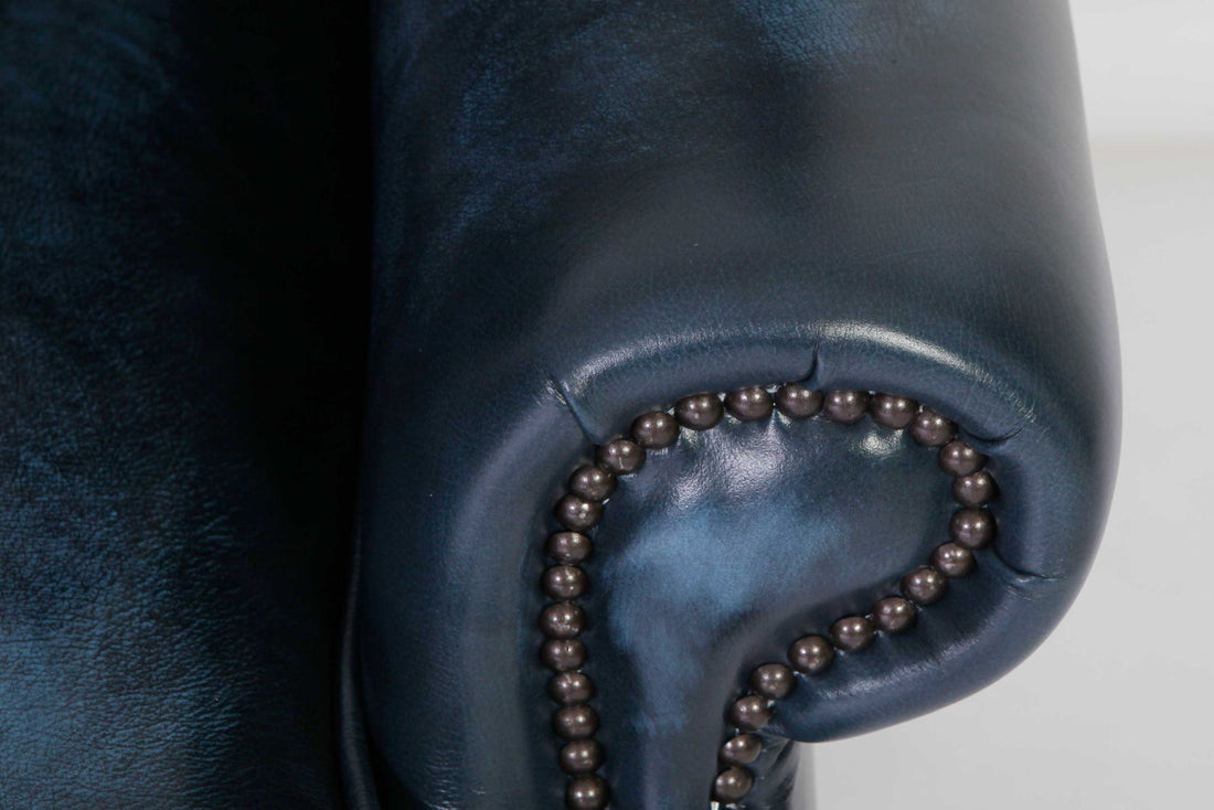 Poltrona chesterfield Queen Anne nuova originale inglese blu petrolio