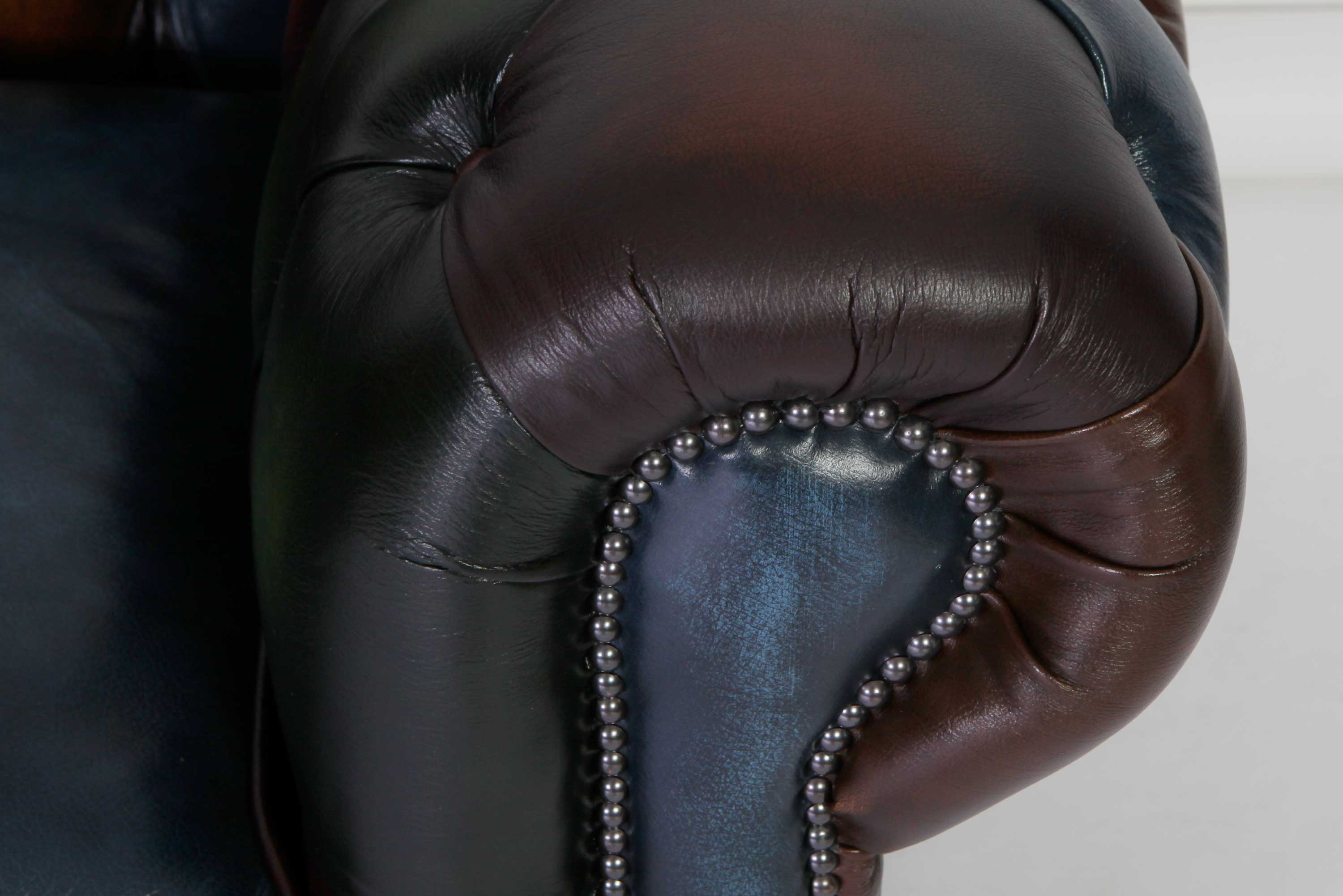 Divano 2 posti chesterfield club nuovo originale inglese harlequin patchwork