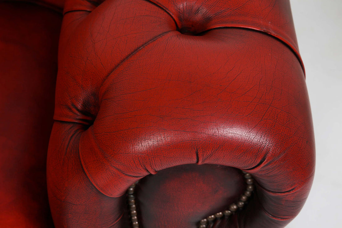 Divano 2 posti chesterfield club vintage inglese originale rosso bordeaux