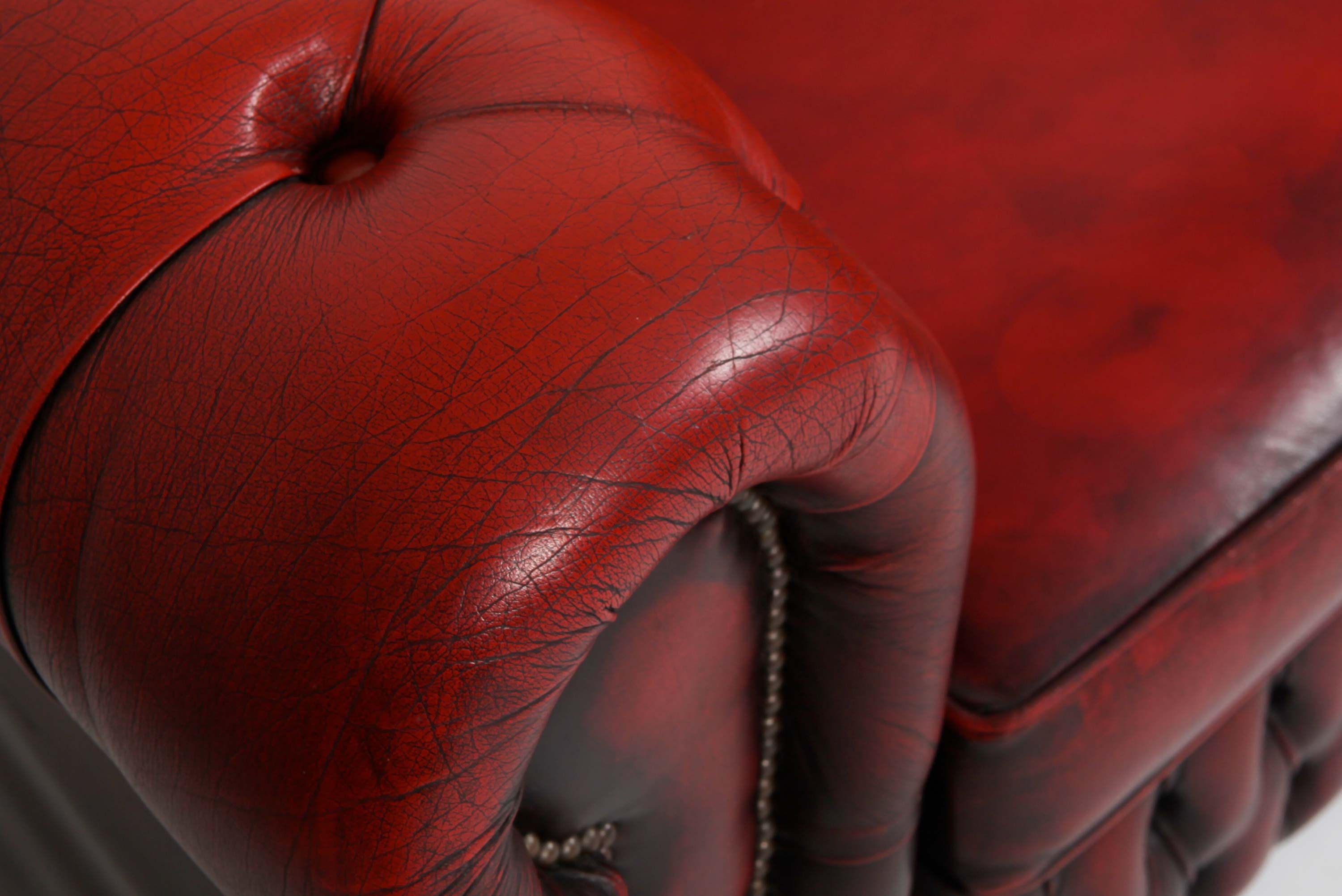 Divano 2 posti chesterfield club vintage inglese originale rosso bordeaux