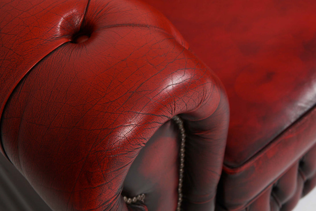 Divano 2 posti chesterfield club vintage inglese originale rosso bordeaux