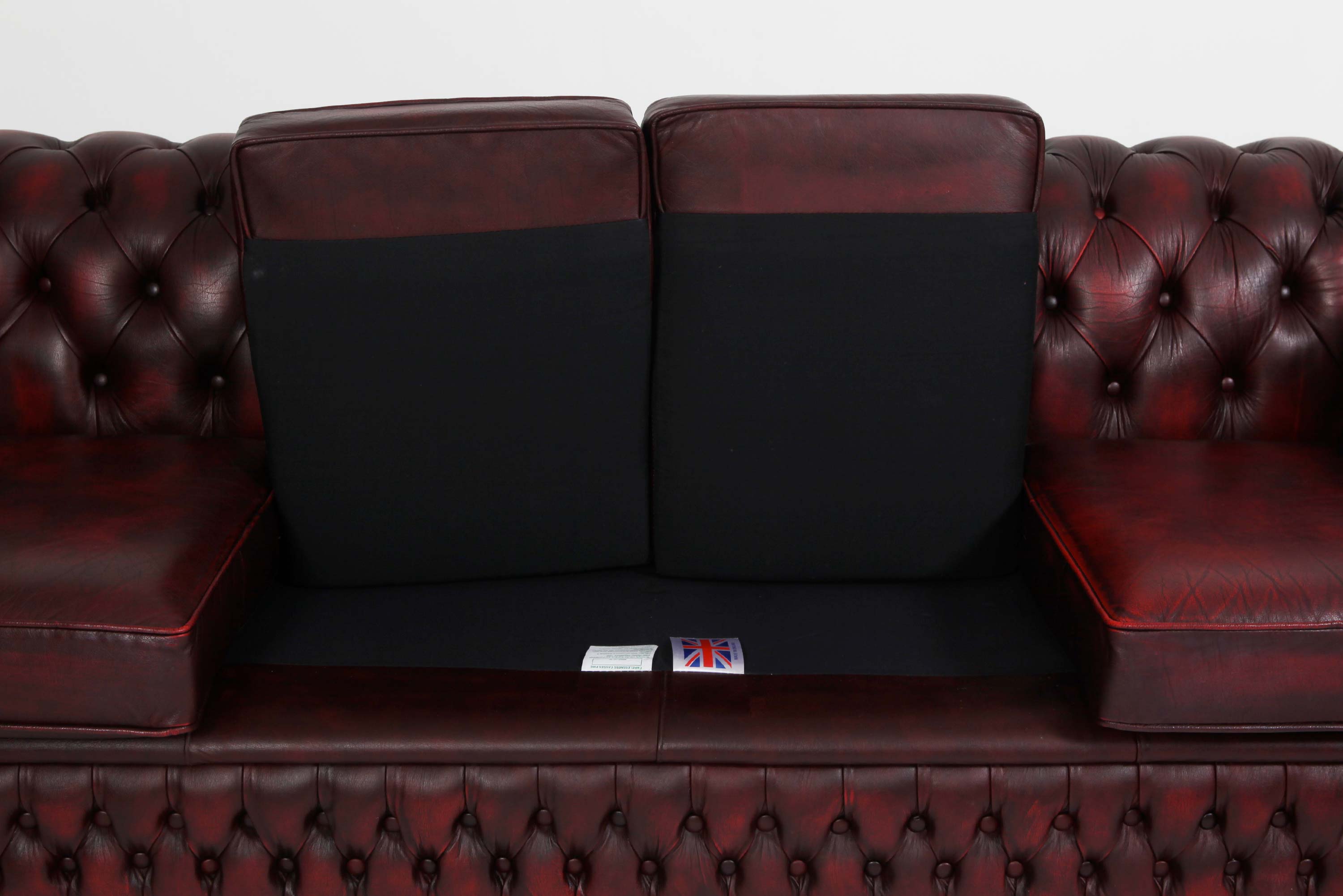 Divano 4 posti chesterfield club vintage inglese originale rosso bordeaux
