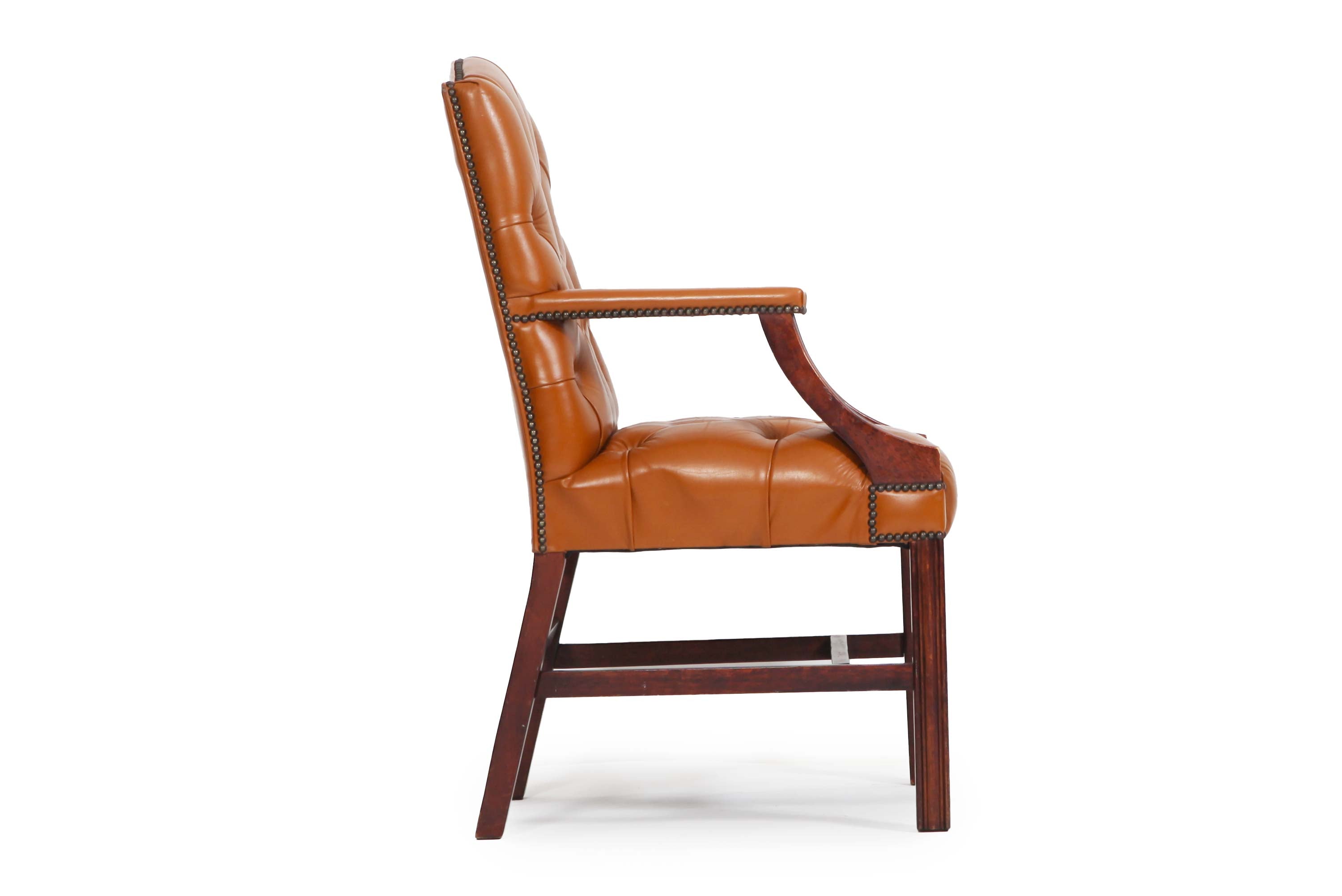 Coppia di poltrone chesterfield Director vintage inglese tabacco
