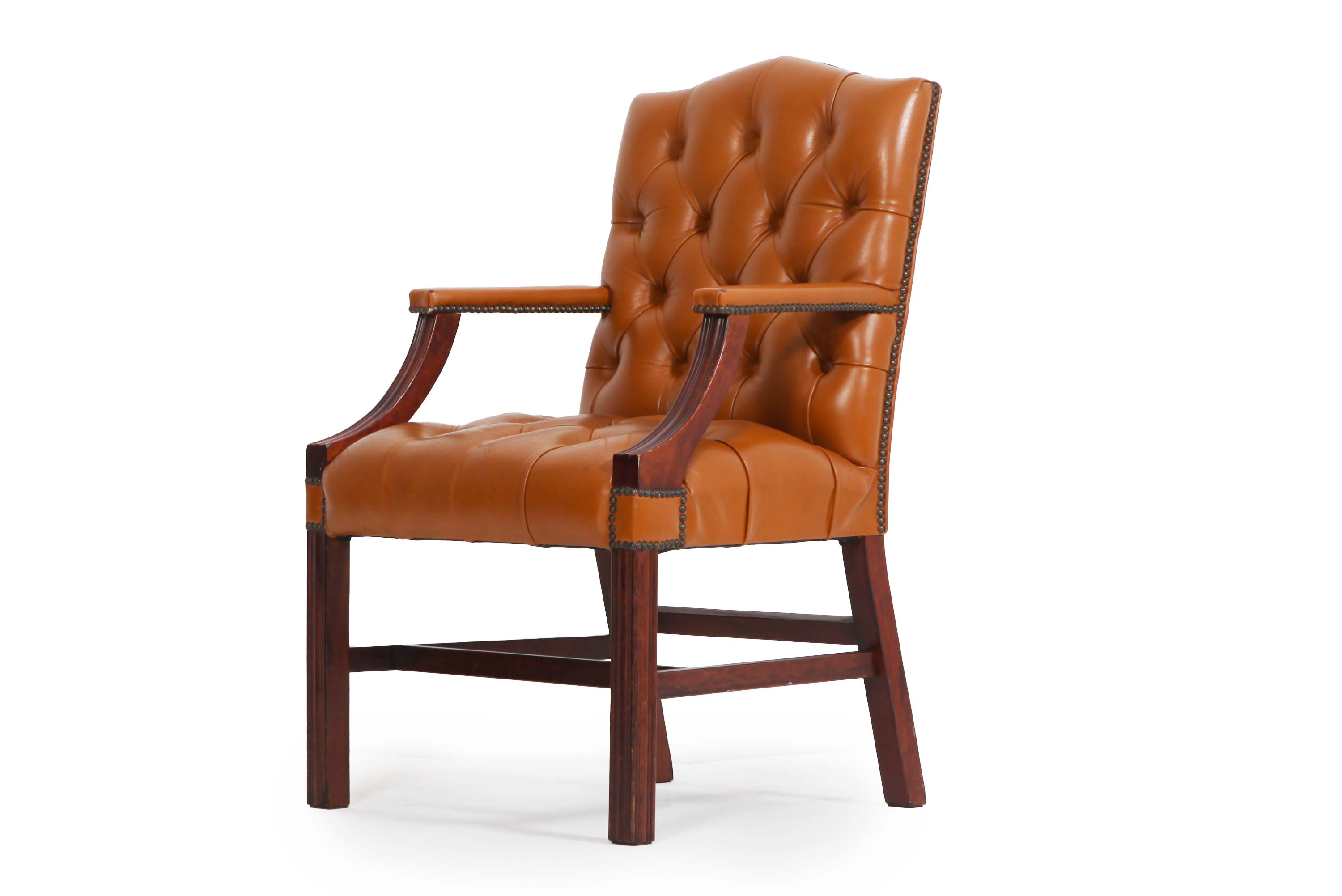 Coppia di poltrone chesterfield Director vintage inglese tabacco