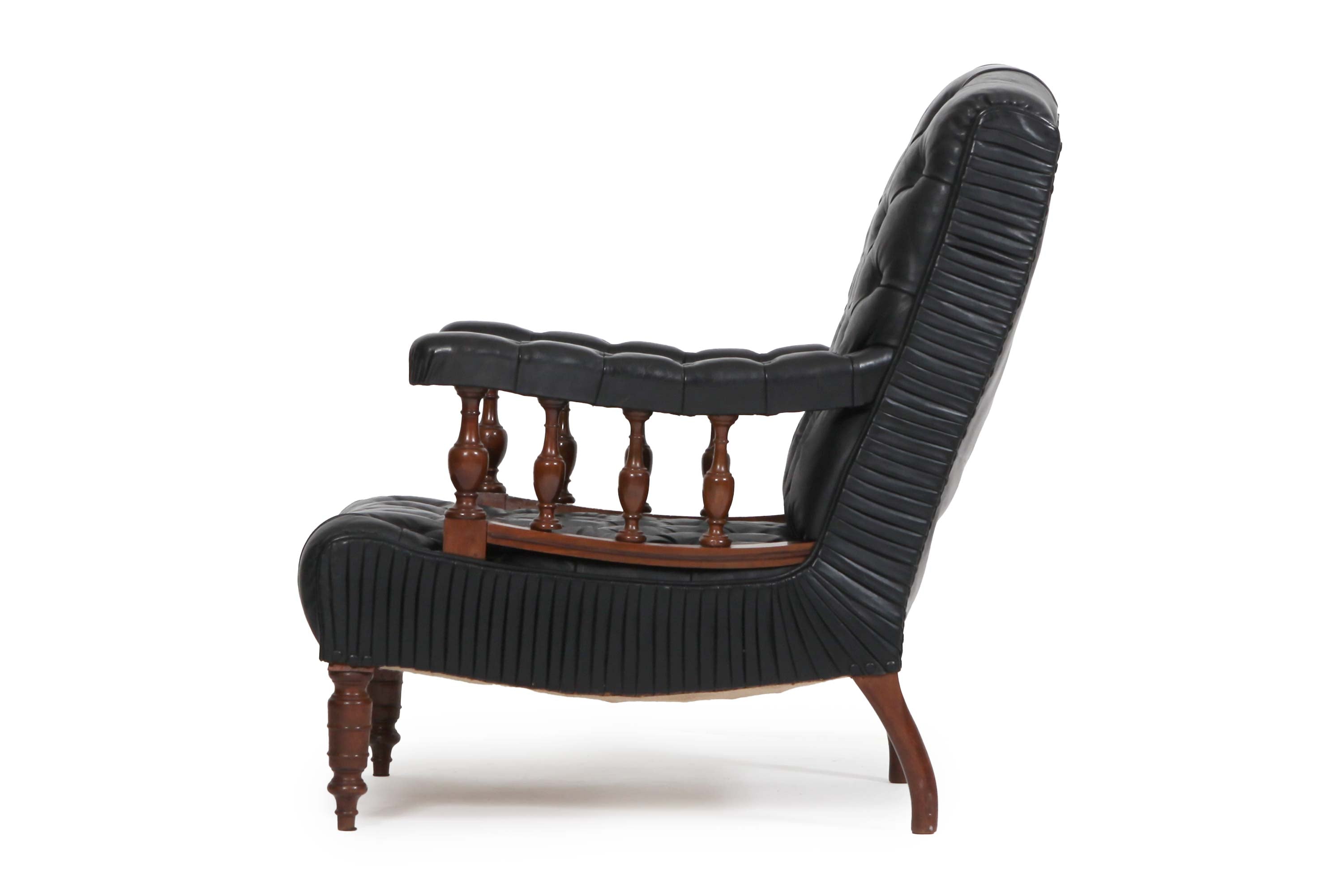 Poltrona chesterfield antica di epoca Vittoriana originale in pelle nera