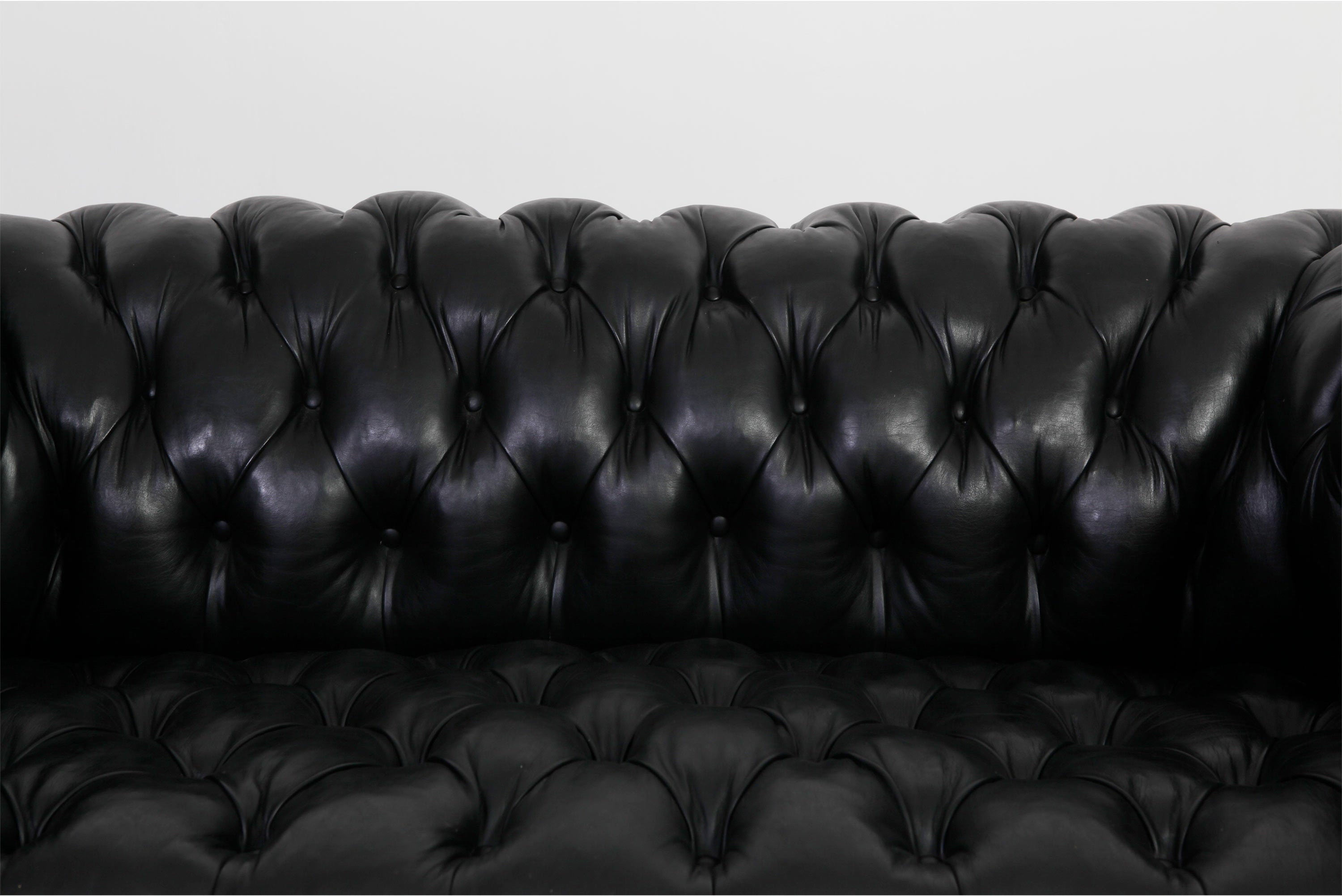 Divano 2 posti chesterfield club inglese originale vintage in pelle nera