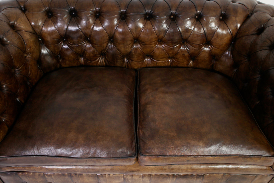 Divano 2 posti chesterfield club antico inglese originale marrone