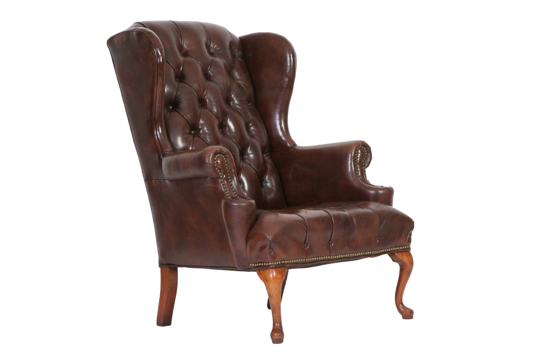 Coppia di poltrone chesterfield bergere vintage inglese originale in pelle marrone