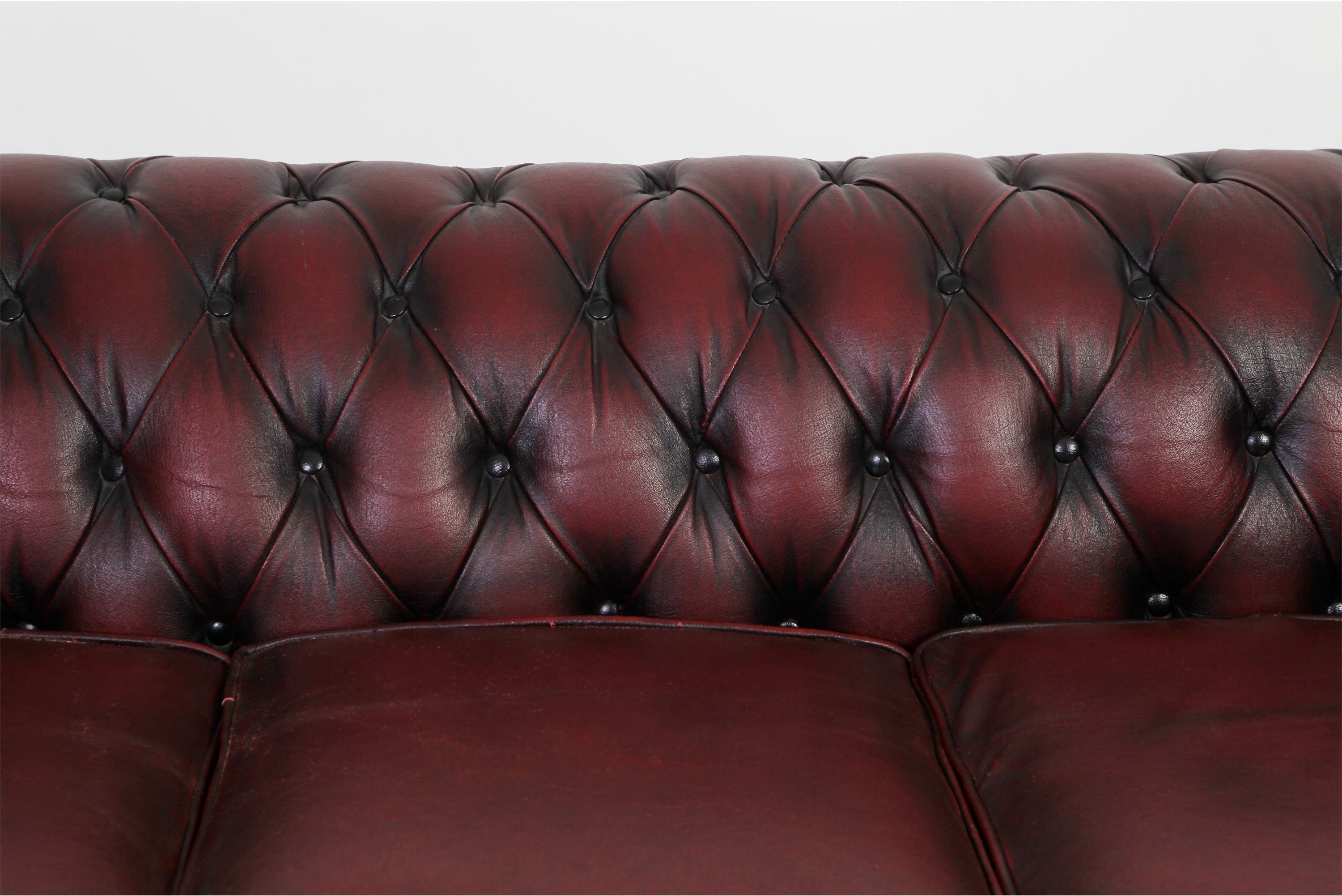 Divano 3 posti chesterfield club vintage inglese originale bordeaux