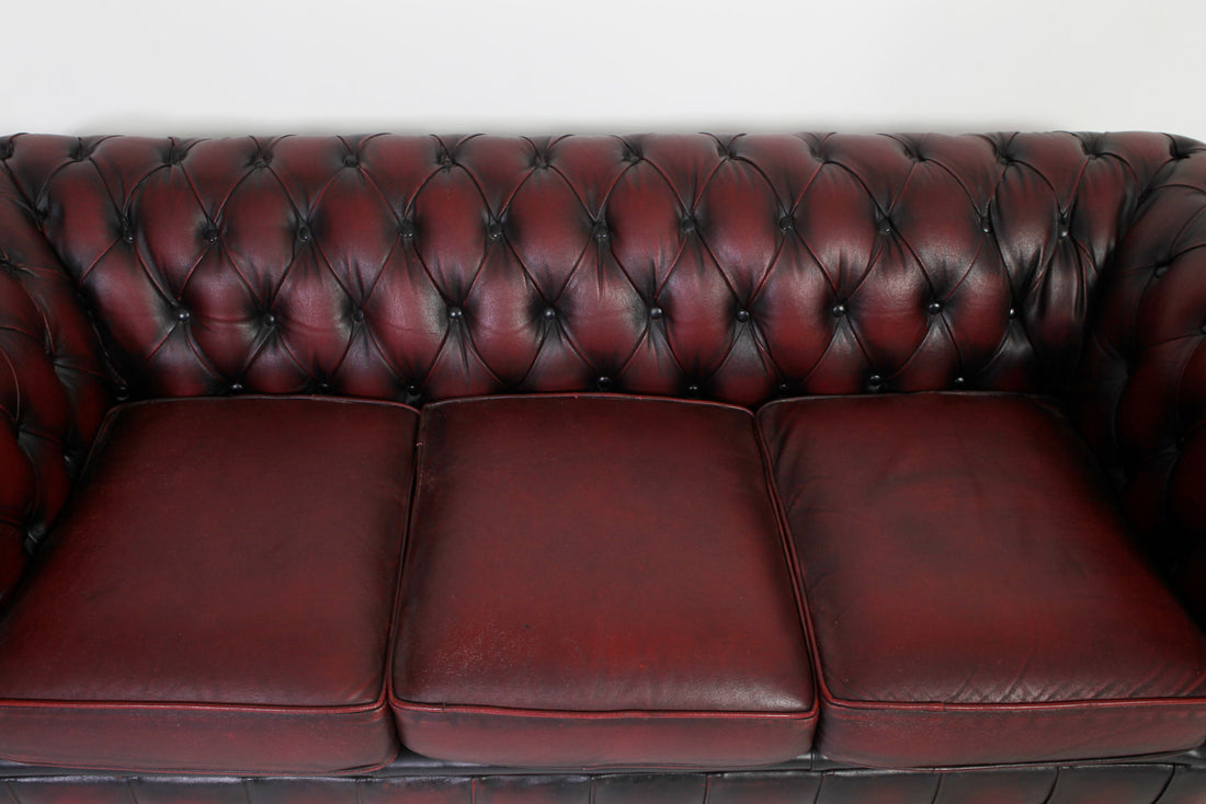 Divano 3 posti chesterfield club vintage inglese originale bordeaux