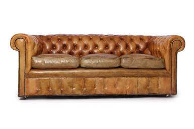 Antico divano chesterfield club 3 posti inglese originale in pelle marrone tabacco