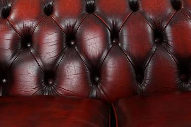 Divano Chesterfield club 2 posti inglese originale vintage in pelle rosso bordeaux anticato