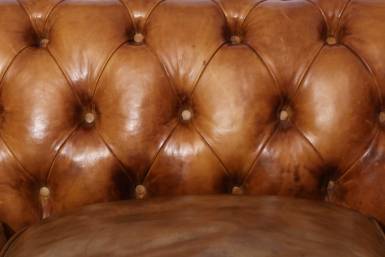 Antico divano chesterfield club 3 posti inglese originale in pelle marrone tabacco